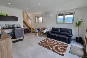 Spacieux T3 neuf au calme proche toutes commodités - Voglans