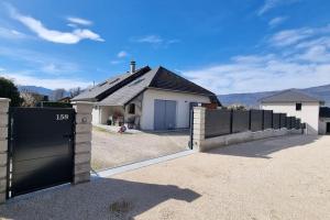 Appartements Spacieux T3 neuf au calme proche toutes commodites : photos des chambres