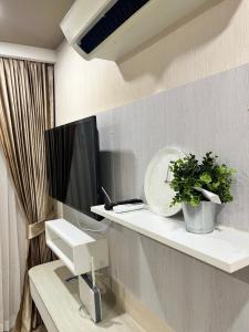 Sea view one bedroom 37 sq.m by Kate