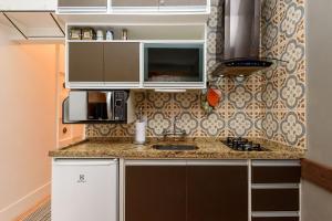 Loft entre Copacabana e Ipanema em frente ao metrô