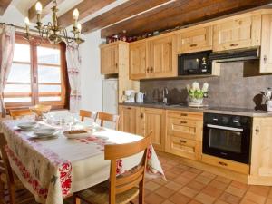 Appartements Duplex 3 Pieces avec Jardin Privatif, Wifi et Parking a Serre Chevalier - FR-1-762-17 : photos des chambres