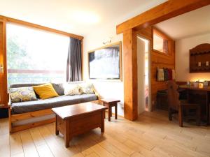 Appartement rénové au centre, balcon, Wifi inclus - FR-1-346-319