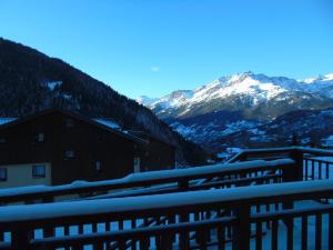 Appartement 3 pièces, proche télésiège, équipements modernes - FR-1-561-110