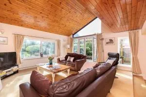 BOURNECOAST: House in Mudeford with garden -HB6277 - 莫德福德