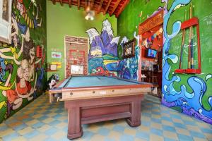 La Brisa Loca Hostel