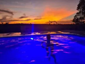 Chalés no sítio Santo Antônio do pôr do sol - Domingada