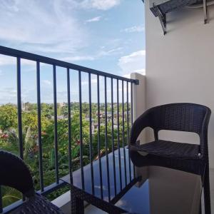 Affordable Condo w Wi-Fi, Pool & Shower Heater