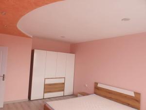 Граф игнатиев луксозен апартамент с топ гледка