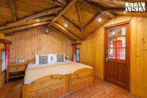 StayVista at Rosemary Cottage 2BR Villa in Manali with Lawn