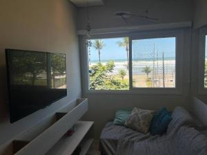 APTO 2 dorms frente ao mar