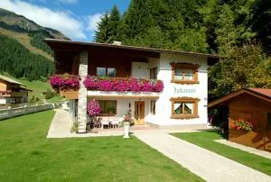 Gästehaus Lukasser - Grün