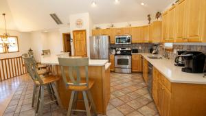 Oceanside, Private Pool, Hot Tub, Close to Beach! OS511B, Just Napping