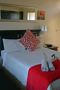 Floreat Riverside Lodge and Spa