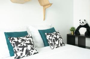 Charming 1 Bedroom Marais Hideaway - FB17A