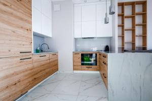 Kasprzaka 29 Wola Tower 3 Rooms, 80m2 16th floor, Free Garage BY Perfect Apart