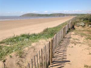 Ocean Drive Boutique Apartment continental Breakfast & Tray