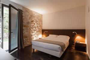 Superior Double or Twin Room with Patio room in Villa Boscarino