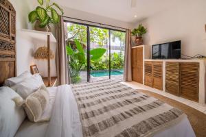 Yogi Surf Villas Complex Canggu