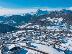 Appartement cosy skis aux pieds, 5 pers, WIFI - FR-1-505-9