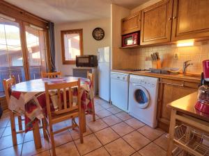 Appartement cosy au pied des pistes avec wifi et parking - FR-1-505-102