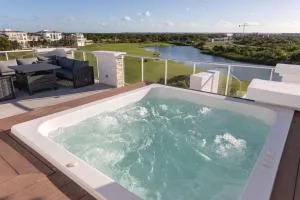Modern & relaxing penthouse Lake and Golf View - Arena Gorda