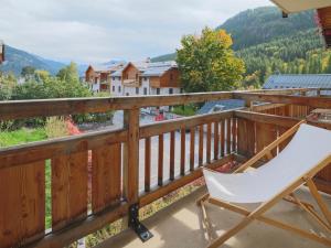 Appartement 2 pièces avec coin montagne, balcon, piscine estivale, à 300m des pistes à Serre Chevalier - FR-1-762-7