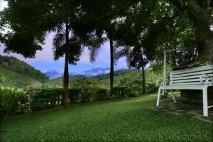 Estate Bungalow - Hidellena