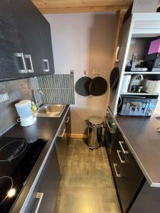 Ski-in, Ski-out Spectacular Mountain View By AlpStays