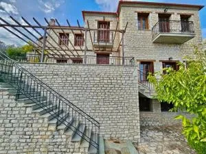 Duke's Horizon Villa in Arachova - Levádeia