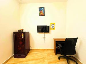 Cozy 2 bed room house with kitchen and wifi.