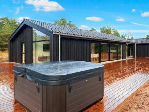 5 star holiday home in Ålbæk-By Traum