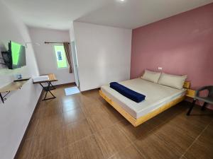 Klong Zand Resort
