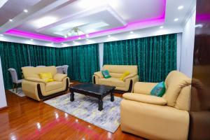 Enashipai Holiday Homes