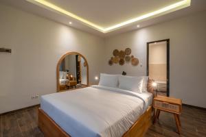 Villa Selikur 1 - Spacious 3BR Villa in Seminyak! Perfect location!