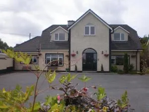 Castle Lodge B&B Kilkenny - Bennettsbridge