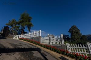 The Tapherini Bungalow