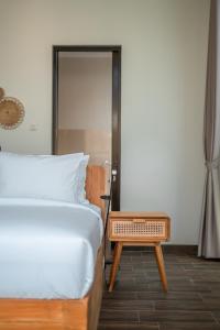 Villa Selikur 2 - Brand New! Spacious 3BR Villa in Seminyak