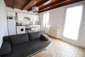 Joli T2 rénové / WIFI / Grand parking privé