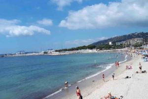 Magnifique appartement -2min gare 5min plage