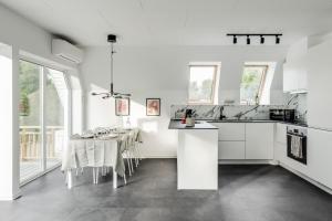 Newly built westcoast dream home
