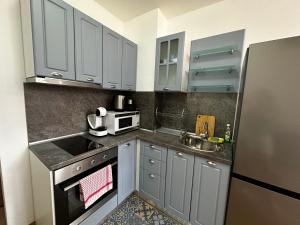 Cozy duplex apartment in St. John Park