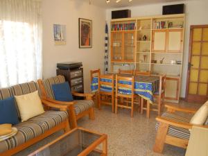VORAMAR - apartamento con amplia terraza y vistas a la montaña. - ES-228-80