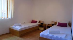 Вила Нолан с басейн - Villa Nolan with private pool