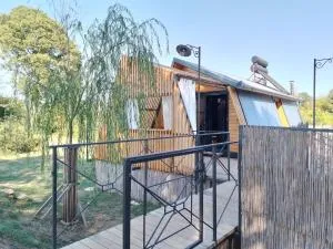 Glamping House Two Rivers - 柳布什基