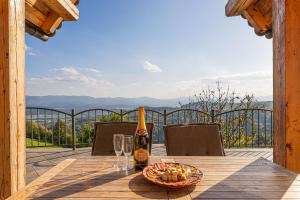 Vineyard Chalet Hansel and Gretel - Happy Rentals