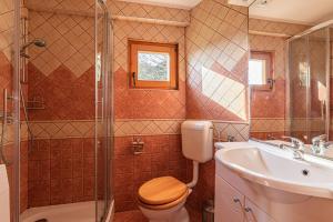 Vineyard Chalet Hansel and Gretel - Happy Rentals