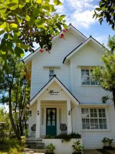 维拉阿拉纳家庭度假屋 - Karangsari