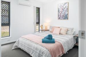 Bellbird Park Stay Katandra 3 BR Family and Worker Home