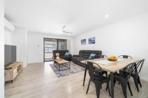 Bellbird Park Stay Katandra 3 BR Family and Worker Home