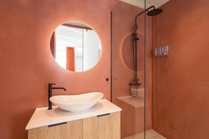 Athens Theatrou Apartments